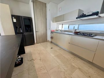 EN VENTA y/o ARRIENDO  PENTHOUSE EN BOCAGRANDE - NAVALERA