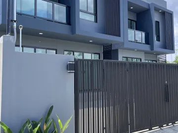 4 Bedroom House for sale in Lam Phaya, Nakhon Pathom