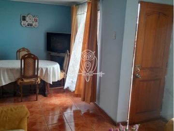 Casa en Venta en Entre Salvador Allende y Colombia