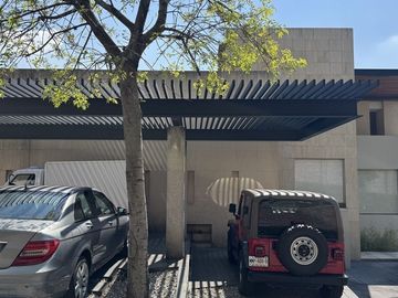 Casa en venta en La Vista,  Bosque Real