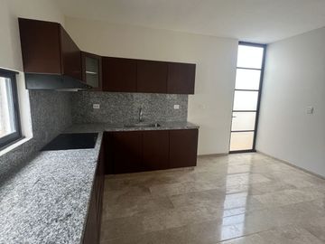 Casa en venta en Privada Varena Living, Santa Gertrudis Copo, Mérida