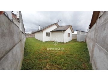 CASA DE 1 PISO EN VALLES DE PIRUCO RIO BUENO AMPLIO TERRENO