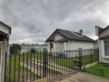 CASA DE 1 PISO EN VALLES DE PIRUCO RIO BUENO AMPLIO TERRENO