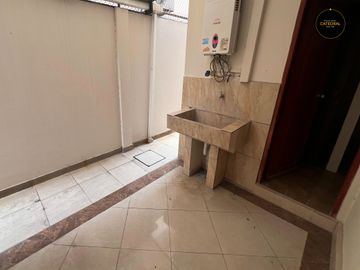 Casa de venta en Portón de las Lomas – código:21805