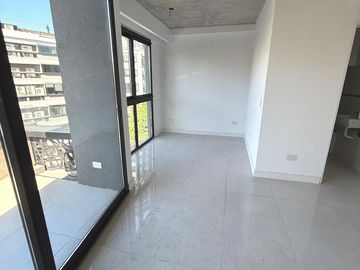 Venta 2 amb ,Cochera y Baulera a Estrenar. Olivos/Rio