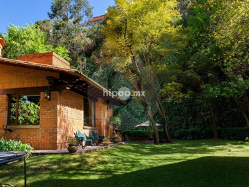 Casa en venta en Lomas de Tecamachalco