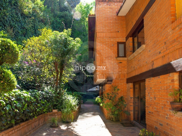 Casa en venta en Lomas de Tecamachalco
