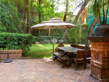 Casa en condominio en venta en Lomas de Tecamachalco