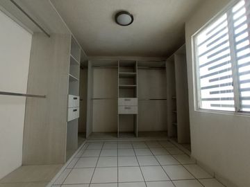 EXCELENTE CASA EN VENTA CERCA DEL REAL DEL SOL, VILLAS DE LA HACIENDA