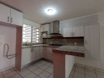 EXCELENTE CASA EN VENTA CERCA DEL REAL DEL SOL, VILLAS DE LA HACIENDA