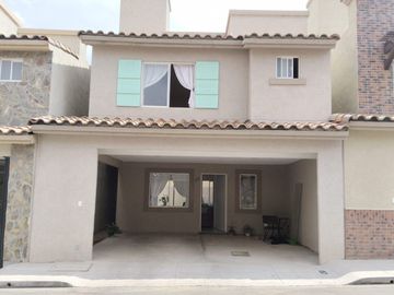 Casa en Venta en Real Madeira, Pachuca de Soto, Hidalgo