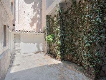 Casa en condominio con vigilancia y amenidades