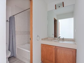 Casa en condominio con vigilancia y amenidades