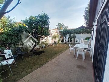 Casa en Venta en Av. Pajaritos / Metro Santiago Bueras