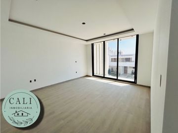 Se VENDE casa en Residencial Gema