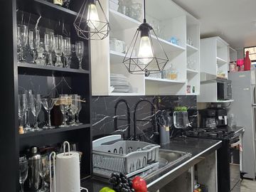 VENDO DEPARTAMENTO EN BELLAVISTA, CON ESTACIONAMIENTO