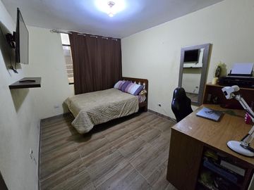 VENDO DEPARTAMENTO EN BELLAVISTA, CON ESTACIONAMIENTO