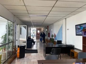 PROPIEDAD  COMERCIAL CON RENTA ASEGURADA