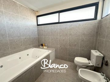 Casa en Venta en Lagoon Pilar, Pilar, G.B.A. Zona Norte, Argentina