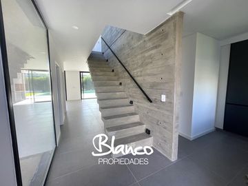 Casa en Venta en Puertos, Escobar, G.B.A. Zona Norte, Argentina