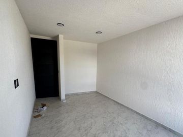 Casa en Venta en Lomas de Banthí, SJR, Querétaro.