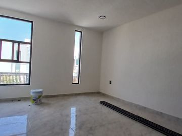 Casa en Venta en Lomas de Banthí, SJR, Querétaro.