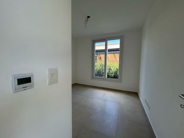Casa en venta Canton Golf en tranquilo cul de sac  5 amb   piscina