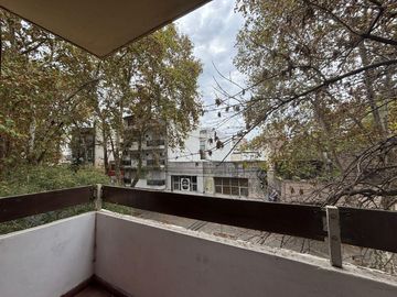 Departamento en Pichincha 2 Dormitorios con Balcón