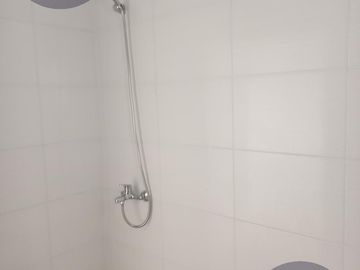 Departamento monoambiente con patio en VENTA