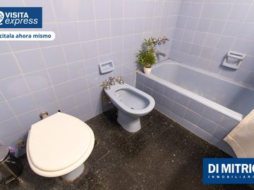 ¡Departamento 2 ambientes con ubicación imbatible en Barracas!