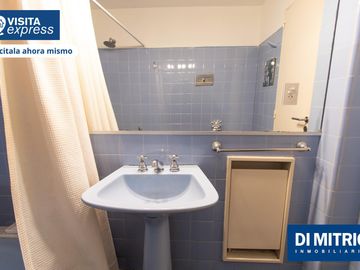 ¡Departamento 2 ambientes con ubicación imbatible en Barracas!