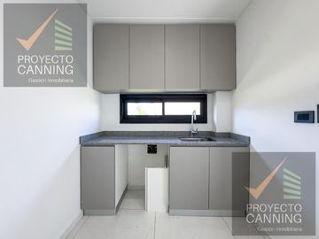 Casa en  venta Barrio El Principado Canning