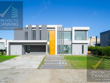 Casa en  venta Barrio El Principado Canning