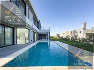 Casa en  venta Barrio El Principado Canning