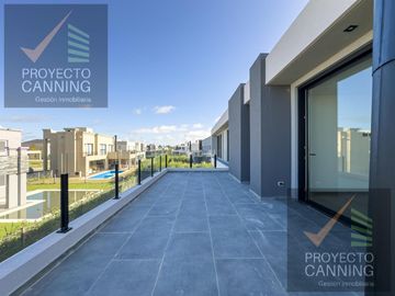 Casa en  venta Barrio El Principado Canning
