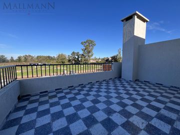 Casa Duplex  Venta 3 Amb con Jardín, a Estrenar en Chic Village