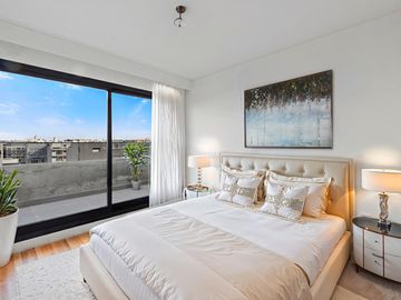 penthouse,3dorm,depen,coch,terr,pisc,parri ind,seg