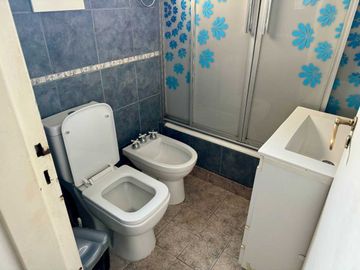 DEPARTAMENTO 3 AMBIENTES VENTA FLORESTA AL FRENTE