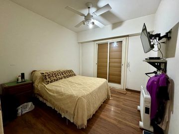 DEPARTAMENTO 3 AMBIENTES VENTA FLORESTA AL FRENTE