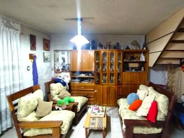 Venta de Casa Dúplex en B° Sarmiento, Godoy Cruz