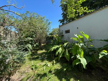 CASA QUINTA VENTA GONNET PILETA TERRENO APTO BANCO