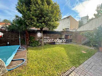 Casa PH en venta en Haedo Chico
