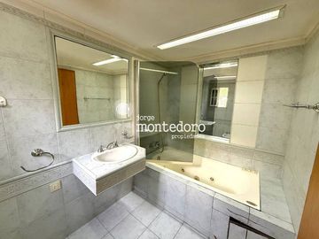 Casa PH en venta en Haedo Chico