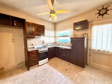 Casa PH en venta en Haedo Chico
