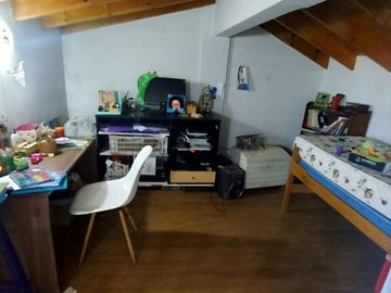 VENTA TRIPLEX 4 AMBIENTES VILLA LUZURIAGA COCHERA