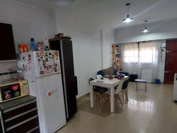 VENTA TRIPLEX 4 AMBIENTES VILLA LUZURIAGA COCHERA