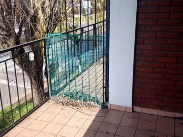 VENTA TRIPLEX 4 AMBIENTES VILLA LUZURIAGA COCHERA