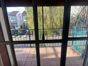 VENTA TRIPLEX 4 AMBIENTES VILLA LUZURIAGA COCHERA