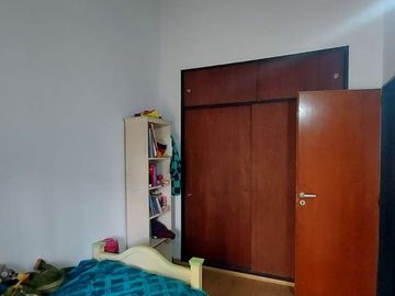 VENTA TRIPLEX 4 AMBIENTES VILLA LUZURIAGA COCHERA