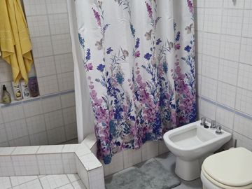 Venta Casa En San Martin Centro. Ideal Empresa Constructora. Apta Credito